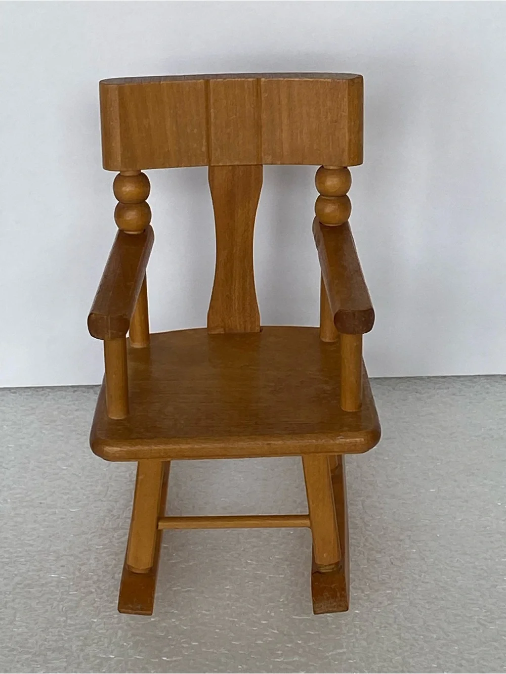 Vintage Strombecker Wooden T-Back Armed Rocking Chair Seat Doll House Furniture